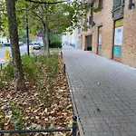 Lejlighed Komfortowy Na Florianskiej, Park Praski, Dw Wilenski,w Odleglosci Spaceru Od Starego Miasta, напротив офиса для прохождения теста Ces для моряков, Wystawiamy Faktury Dla Firmy Ksef *