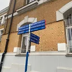 Lejlighed Komfortowy Na Florianskiej, Park Praski, Dw Wilenski,w Odleglosci Spaceru Od Starego Miasta, напротив офиса для прохождения теста Ces для моряков, Wystawiamy Faktury Dla Firmy Ksef