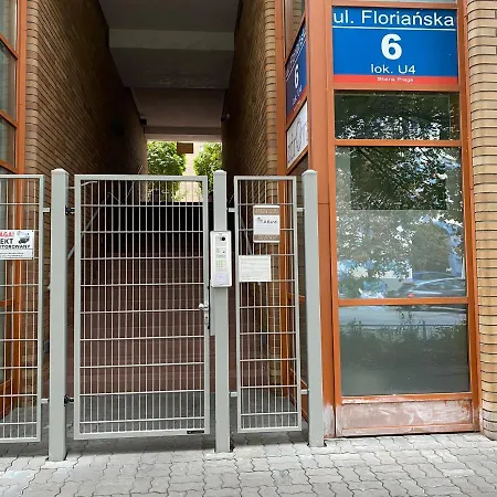 Komfortowy Na Florianskiej, Park Praski, Dw Wilenski,w Odleglosci Spaceru Od Starego Miasta, напротив офиса для прохождения теста Ces для моряков Varšava