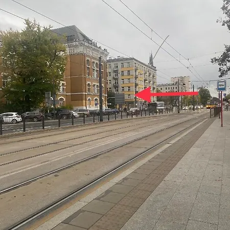 公寓 Komfortowy Na Florianskiej, Park Praski, Dw Wilenski,w Odleglosci Spaceru Od Starego Miasta, напротив офиса для прохождения теста Ces для моряков 华沙
