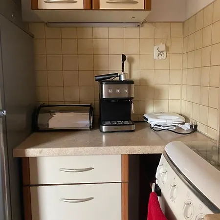 Komfortowy Apartament: Pet-friendly Old Town Retreat Near Park Praski Apartment Warsaw